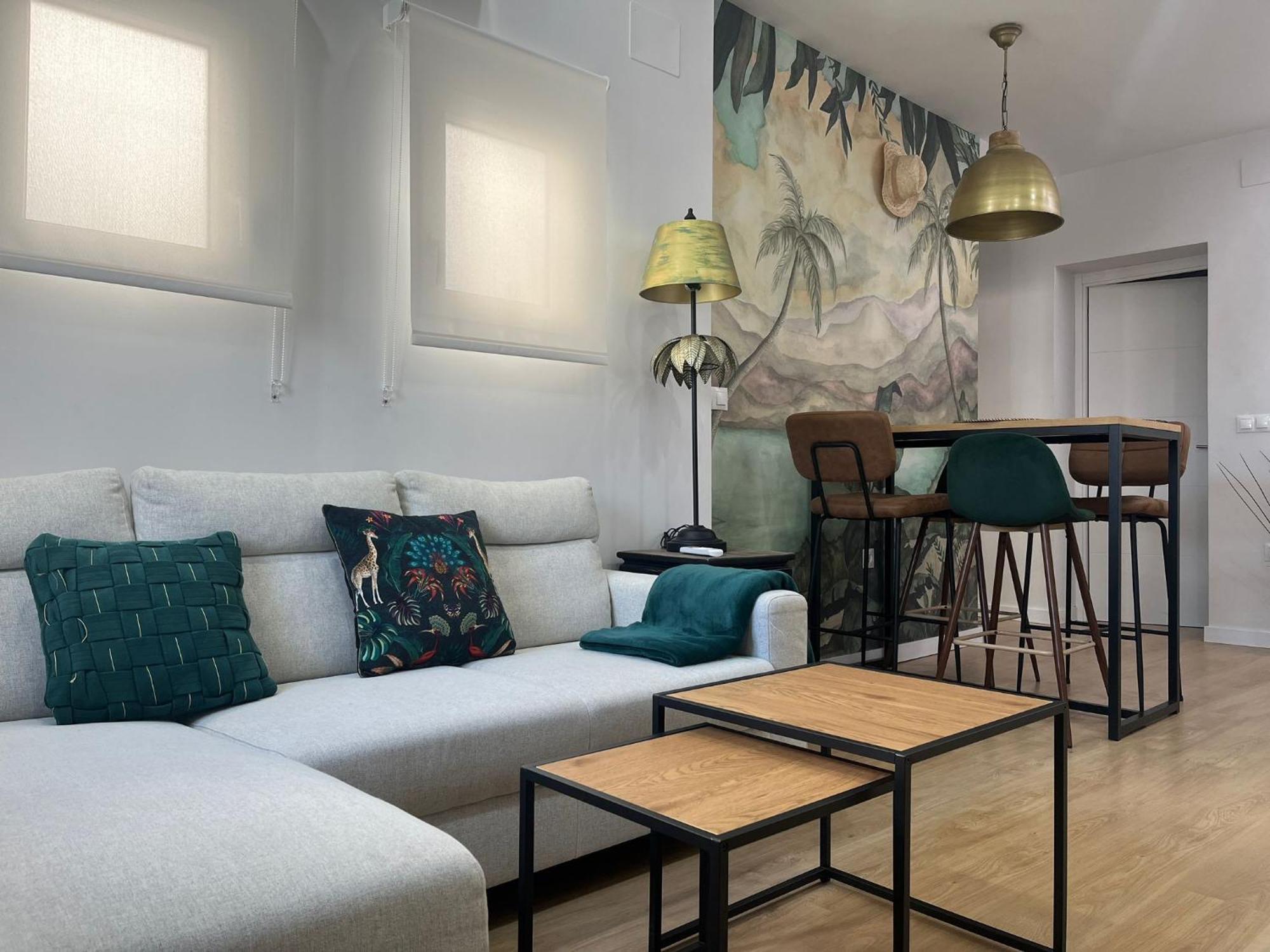 Hidden Gem Penthouse El Meson Apartment